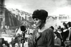Ornella_Vanoni_al_Festival_di_Napoli_1964